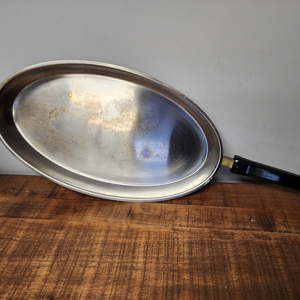 Spring Stainless Steel Mid Century Modern Fish Fry Pan with Bakelite handle