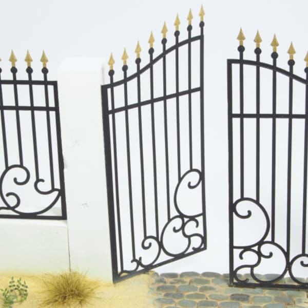 Metal Fence A - Gate - 1:35 scale - photo-etch sheets - unpainted and unassembled (Matho Models 35016)