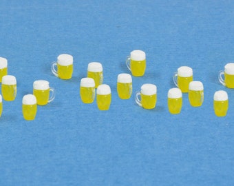 Beer glasses - 1:35 scale - unpainted - casted in HD clear resin (Matho Models 35050)