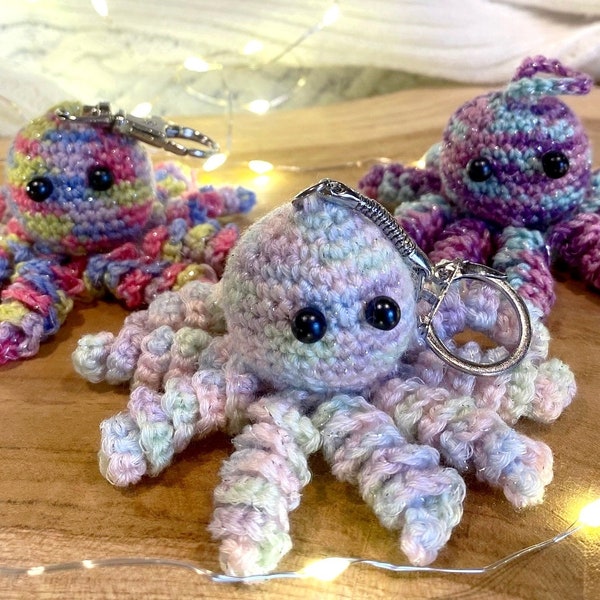 Pieuvre Amigurumi crochet, Porte-clés pieuvre, mousqueton, Gri-gri bijou décoration de sac, cadeau