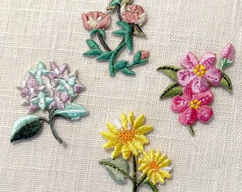 Patch badge, COLLECTION Small flowers, hydrangea, rose, sunflower - Model of your choice - Embroidered iron-on applique, iron-on - C161