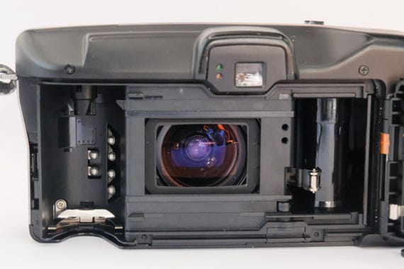 Canon Sure Shot Z135: 35mm Film Camera, 38-135mm Zoom
