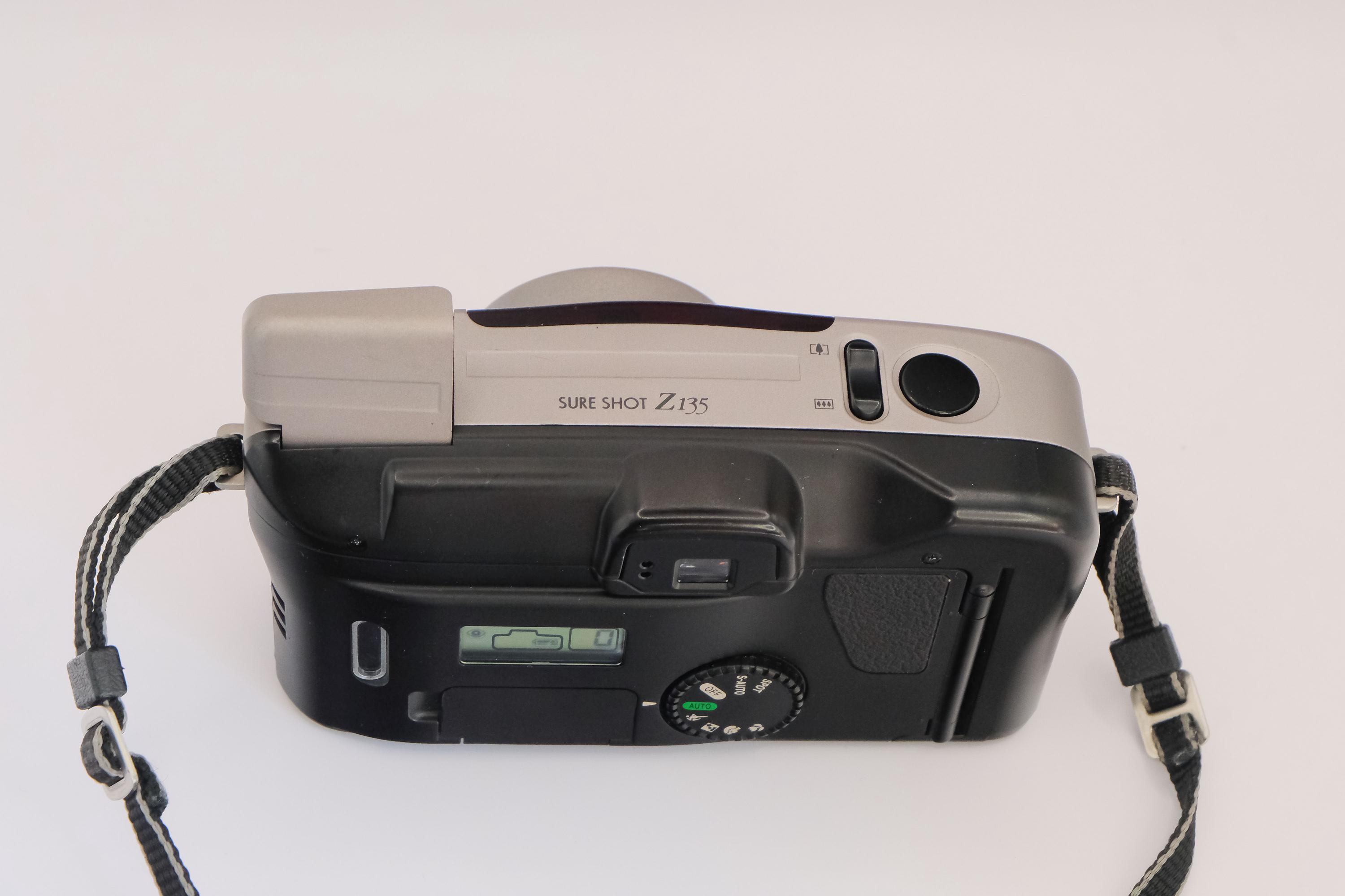 Canon Sure Shot Z135: 35mmフィルムカメラ、38-135mmズーム、テスト