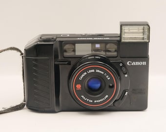 Canon AF35M II: 35mm Point & Shoot Film Camera, Fast F/2.8 Lens. Canon Autoboy 2 AF35M II