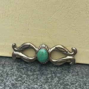 Emma Lincoln Vintage Sterling Silver Elegant Turquoise Stone Brooch