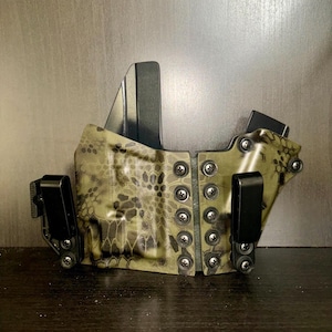 LTのCanik TP9 Elite SC用AIWB（武器に取り付けられたライト付きまたはなし）、当社のGen2プレミアムサイドカースタイルのKydexホルスターは注文に応じて製造され、10日以内に発送されます。