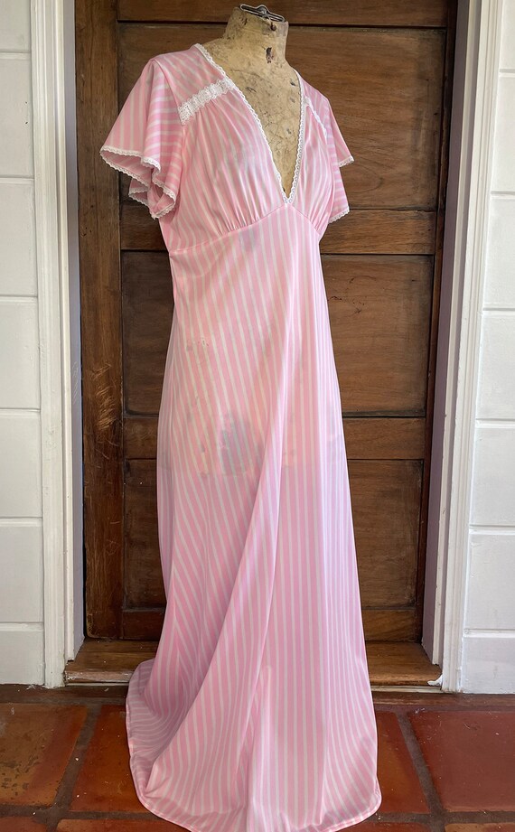 1970s Pink Striped Flutter Sleeve Nightgown - image 3