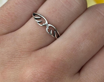 Dainty Angel Wings Ring | Minimalist Promise Band Symbolic Angel Wing Design | Gift for Her 925 Sterling Silver 4.7 mm