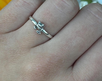 Adorable Frog Plain Ring for Women | Minimalist Design Band | Unique Wedding Gift Solid 925 Sterling Silver 6.8 mm
