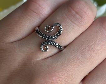 Octopus Tentacles Promise Ring | Minimalist Oxidized Band | 925 Sterling Silver Gift for Her 17.6 mm