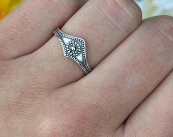 Minimalist Sunburst Chevron Ring | Bali Bead Dot Pattern Vintage Style Design Wedding Band | Gift for Her Solid 925 Sterling Silver 8.4 mm