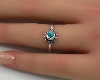 Anillo Sol y Luna de Plata Esterlina Oxidada: Piedra Lunar Turquesa