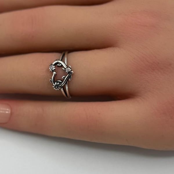 Oxidized Sterling Silver Flower Heart Ring, Simple Thumb Ring