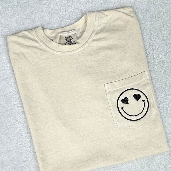 Comfort Colors Embroidered Smiley Face Pocket Tee, Heart Eyed Smile Tee, Monogram Pocket T-Shirt Large Heart Eyes Made Out of Smaller Hearts