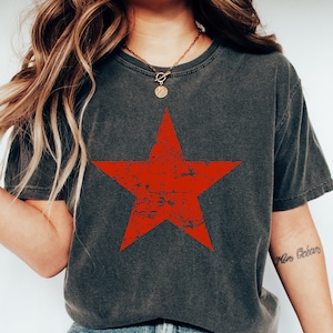 Distressed Star Shirt, Red Star Shirt, Black Star, Star Shirt, Star Tee Shirt, Big Star T Shirt, Chaos Star Shirt Women, Men&#39;s Star T-Shirt