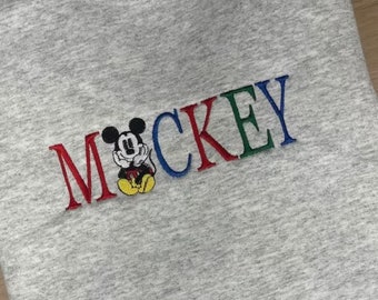 Mickey Mouse deletrea sudadera bordada, sudadera de la familia Disney, sudadera Mickey, camisetas Mickey Lover, camisa Mickey Disney