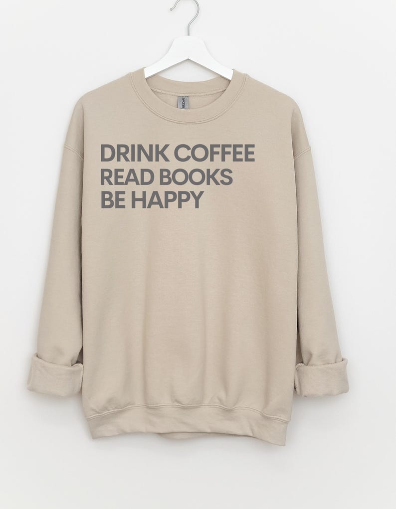 コーヒーを飲んで本を読んで幸せになるスウェットシャツ、DTGプリントユニセックスクルーネック 画像 2