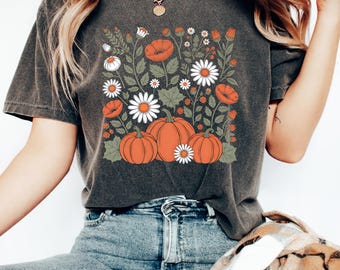 Floral Fall Pumpkin Printed Comfort Colors T-shirt, Pumpkin Shirt, Cute Halloween or Fall shirt, Oversized Cute Fall Tee