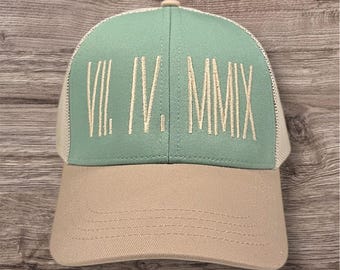 Gorra de camionero con números romanos bordados personalizados, regalo con fecha personalizada