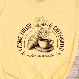 Camisa Chisme Fueled Comfort Colors, Top con cafeína, Listo para empezar el día, Camisa de café latino, Camiseta acogedora de Pan Dulce, Camiseta de brunch con spanglish