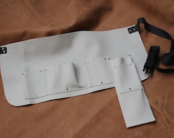 Imkerbekleidung: Schöner Imkergürtel aus Leder, Werkzeuggürtel für Imker - praktisches Schurzfell mit Taschen für Wabenhebe, Stockmeissel ua