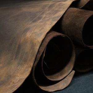 Cutting selection: impressive cowhide, antique leather, greased leather, nubuck leather in brown, dark brown - Pull Up