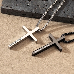 Gepersonaliseerde kruisketting heren, op maat gegraveerde herensieraden, cadeaus voor papa, doopcadeaus voor hem, christelijke cadeaus, Vaderdagcadeaus