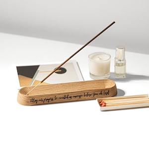 Aangepaste naam wierookbrander – gegraveerde houten stokhouder, minimalistisch aromatherapiecadeau voor hem of haar