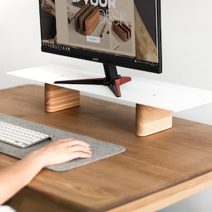 Metalen bureauplank, monitorstandaard - houten poten - bureauverhoger hout