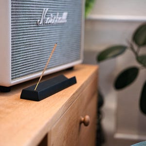 Räucherstäbchenhalter - moderner minimalistischer Brenner für Sticks, Yoga und Entspannungsgeschenk zu Hause