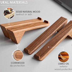 a picture of a wooden object on a table