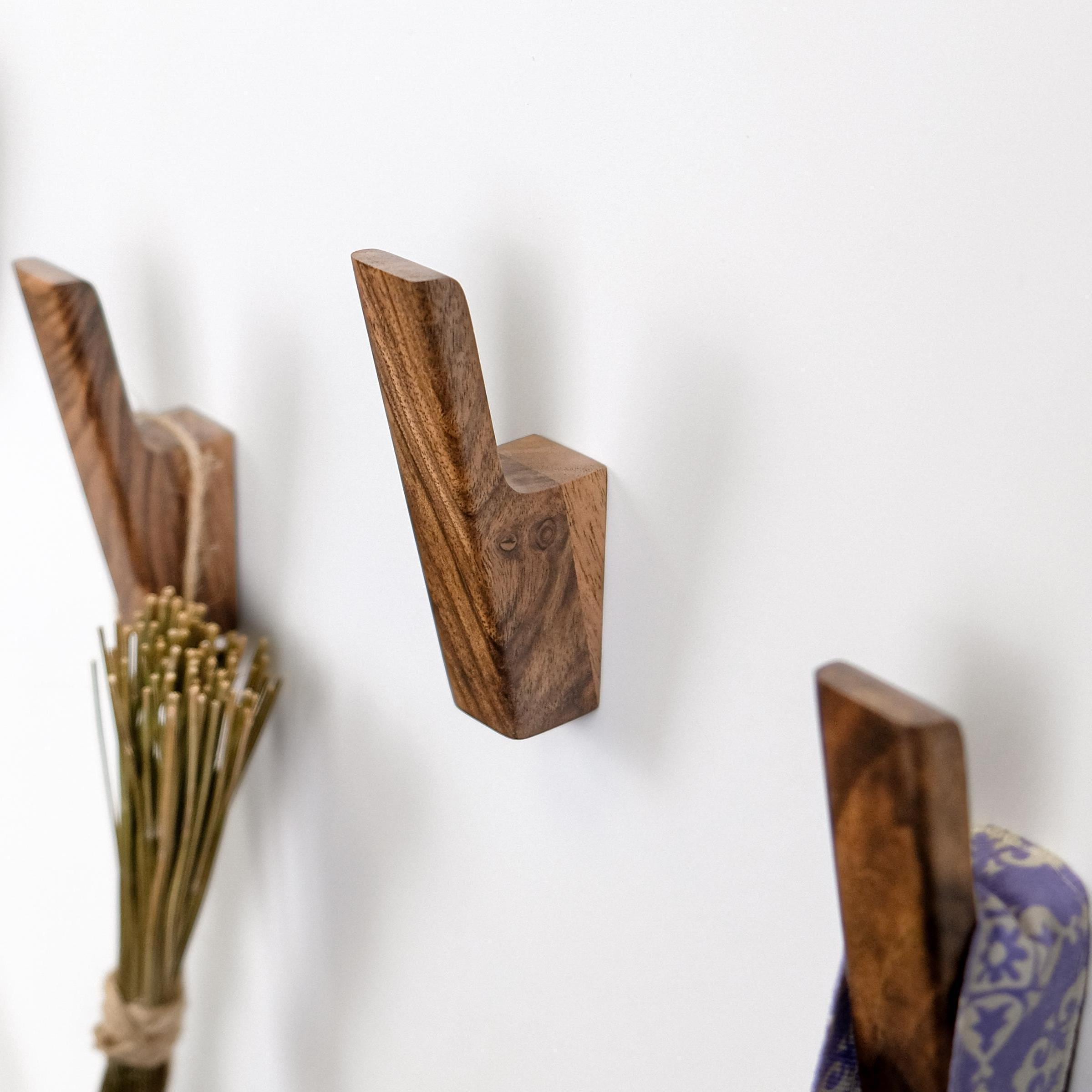 Wooden Wall Hooks, Minimalist Coat Rack, Modern Entryway Hooks, Solid Wood Wall Hooks for Towels, Bags, Jackets, Scandinavian Style