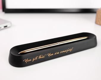 Porte-stylos noir, porte-crayons en bois personnalisé pour la configuration du bureau, organisateur de bureau personnalisé, accessoire de bureau minimaliste, cadeau de remerciement