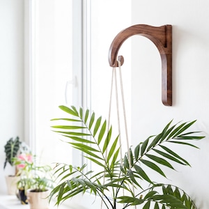 Regalo para ella: soporte de pared de madera, colgador de plantas, decoración bohemia, roble o nogal, regalo de cumpleaños.