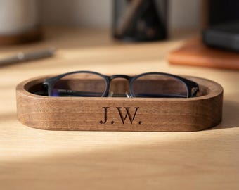 Personalized Walnut Glasses Stand for Dad, Custom Wood Eyewear Holder, Retirement Gift, Nightstand Dock