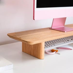 Soporte de madera para monitor, elevador ergonómico de roble / estante de madera maciza / organizador de escritorio
