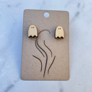 Cute Ghost Wooden Stud Earrings || Earrings for Halloween || Wooden Engraved Stud Earrings