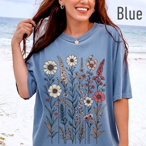 Pressed Flowers Shirt | Cottagecore Wildflower Tee | Vintage Botanical Floral Top | Boho Comfort Colors Wildflower Gift