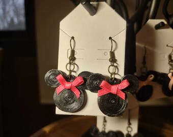 Paper quilling jewelry/ earrings/mickey/minnie mouse inspired