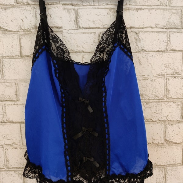 90's Vintage - Diamond Hill - Silky Blue & Black Lace - Matching Lingerie Set - Size L - Made in Canada