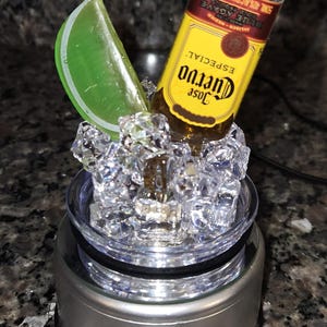 Cognac Ice 3D bottle Ice Fruit lid, Includes Plastic liquor bottle + Acrylic Fake Ice + 1 Fruit lid Topper,20oz30oz40ozFaux Ice lid Stanley