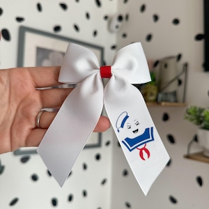 Stay Puft Hair Bow, Ghostbusters hair bow, Stay Puft Marshmallow man, universal studios hair bow clip for woman and kids, Universal Studios