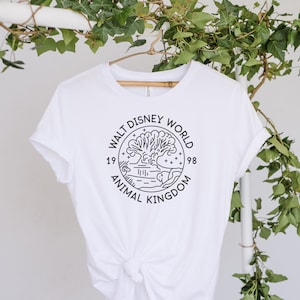 Animal Kingdom T-shirt, Disney T-shirt, Disney Bounding, Disney Vacation Shirt, Disney Parks, matching disney tee. disney rides, vacay tee