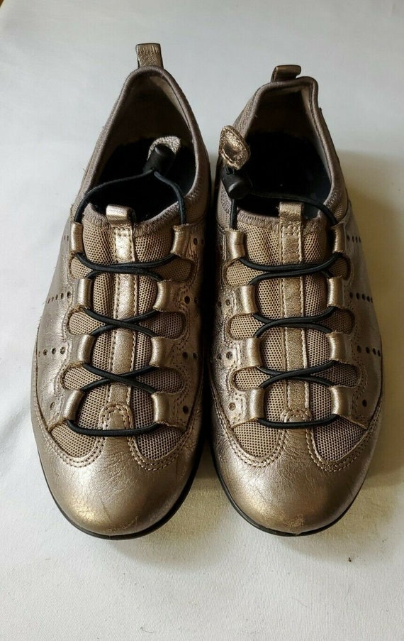 ecco toggle sneaker