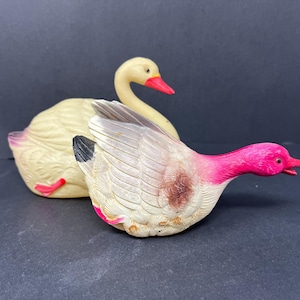 2 Celluloid Swans Vintage / Antique Celluloid Swan Figure / Vintage Celluloid Swans / Antique Celluloid Duck