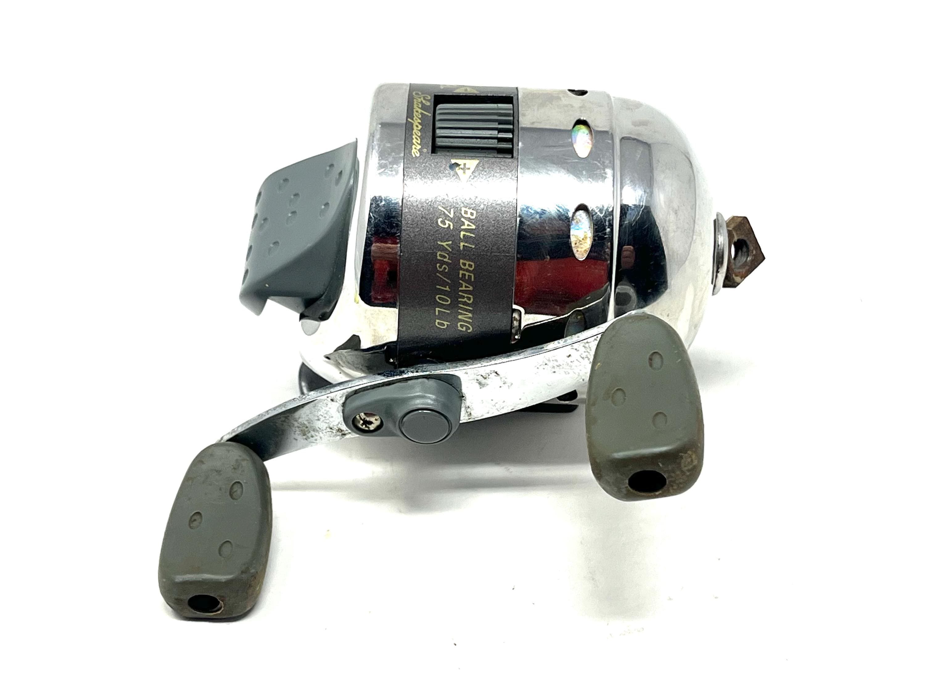 Shakespeare 2001S Spinning Reel Vintage / Antique Fishing