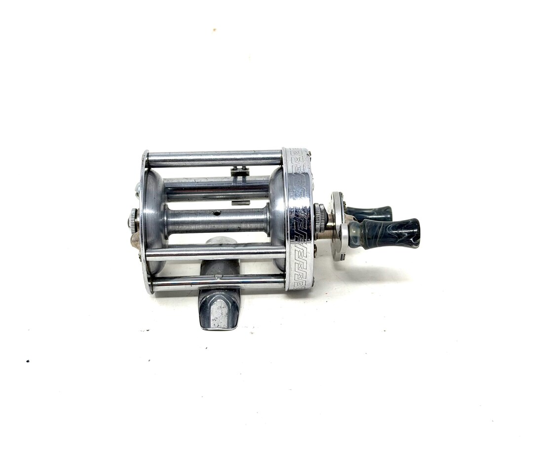 antique pflueger baitcasting reels Antique Pflueger Akron No 1893 Bait Casting Reel, Vintage Fishing Reel