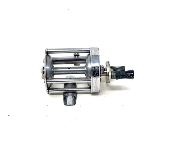 Vintage Pflueger Akron 1893 Fishing Reel with a Cub Handle - sporting goods - by owner - sale - craigslist