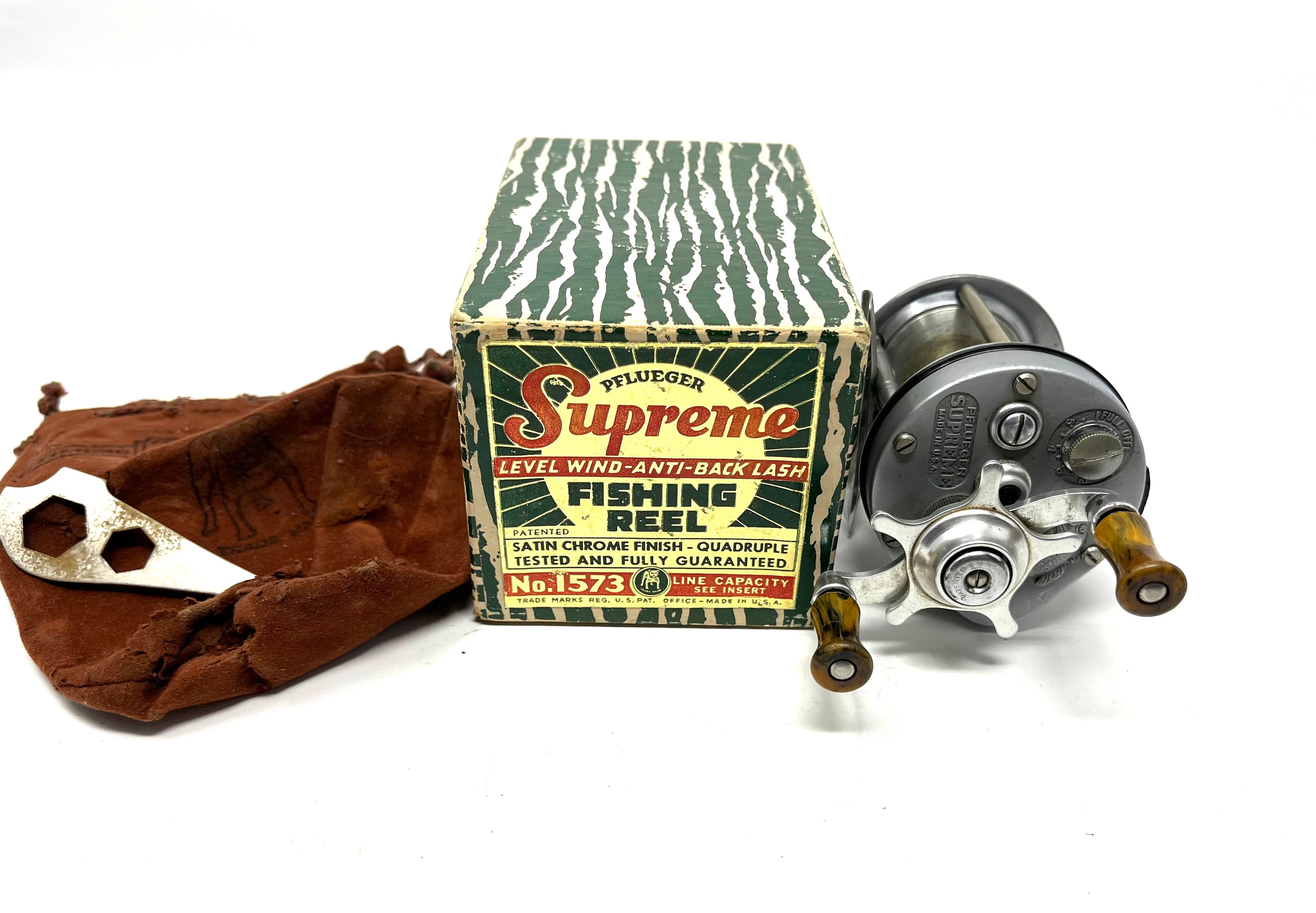 Vintage Pflueger Supreme No 1573 Fishing Reel in Original Box / Antique  Fishing Reel Pflueger Supreme 1573 with Box