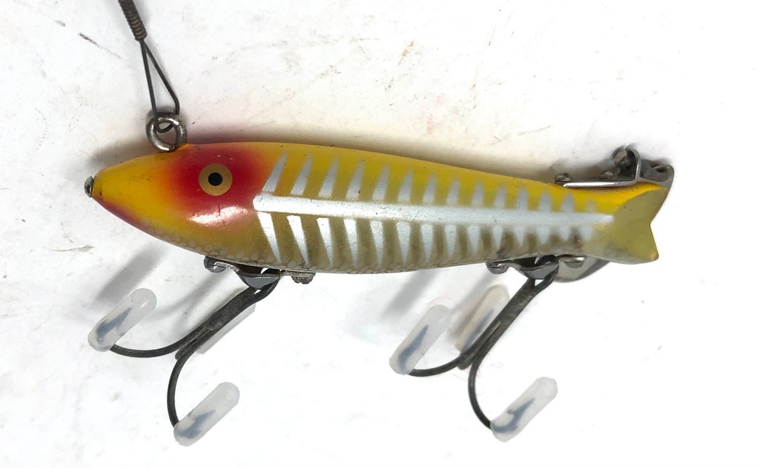 Vintage Heddon Dowagiac Spook Fishing Lure / Antique Heddon Dowagiac Spook  Fishing Lure Yellow Shore -  Canada